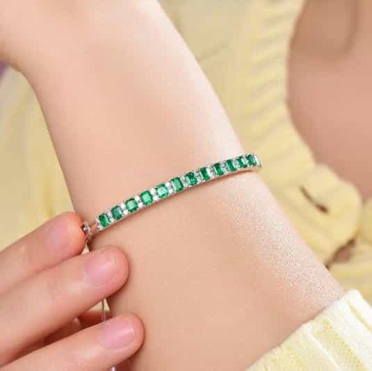 18K gold gemstone bangle with emerald diamond KB41404 Kirin Jewelry