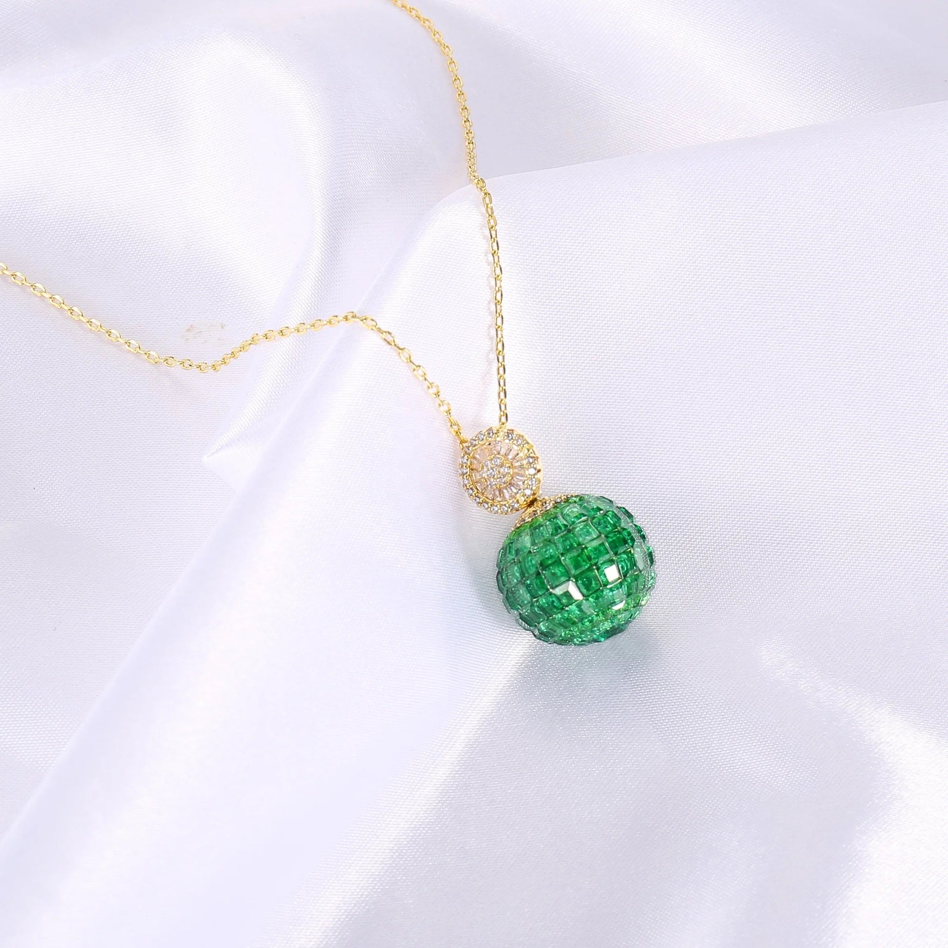 new fine 925 silver roller ball custom emerald and diamond necklace for women