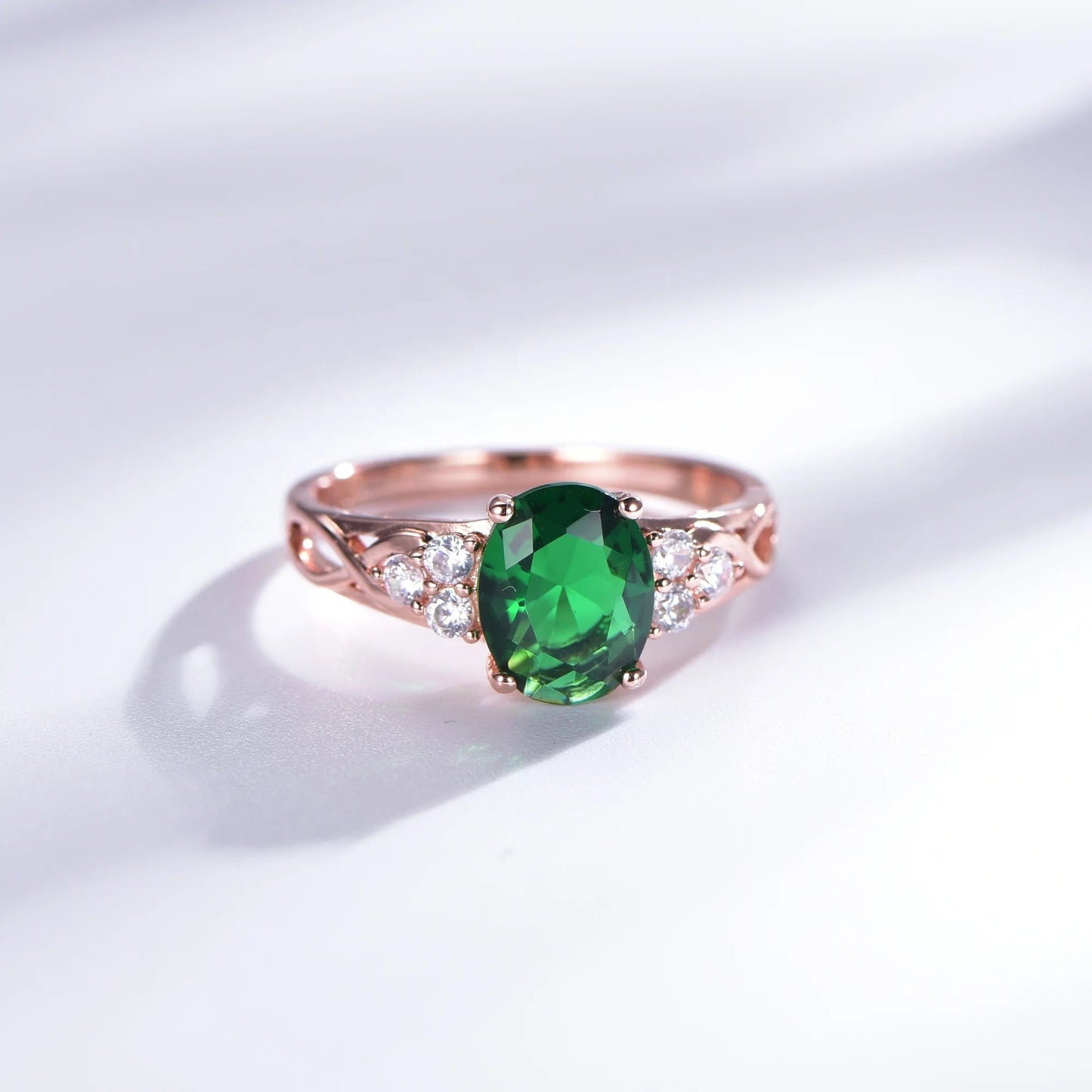 Anillo Fashion Design Rose Gold Diamond Engagement Wedding Rings Women Engagement Moissanite Emerald Ring Kirin Jewelry