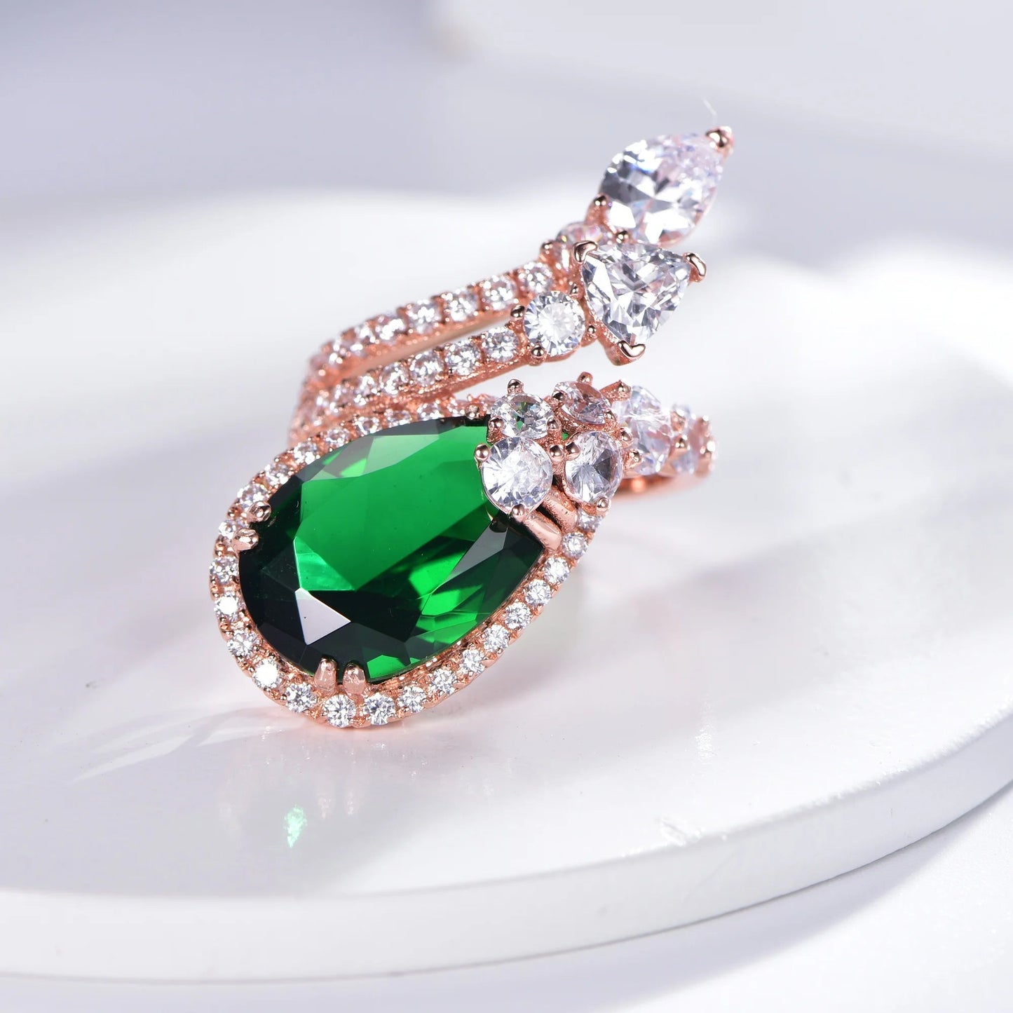 custom pear emerald moissanite diamond engagement ring rose gold round brilliant cut zircon wedding ring Kirin Jewelry